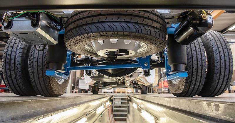 VW Crafter FullAir von VB Airsuspension