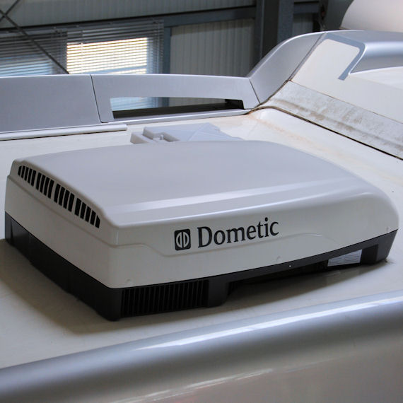 Dometic B1600 plus Dachklimaanlage für EuraMobil